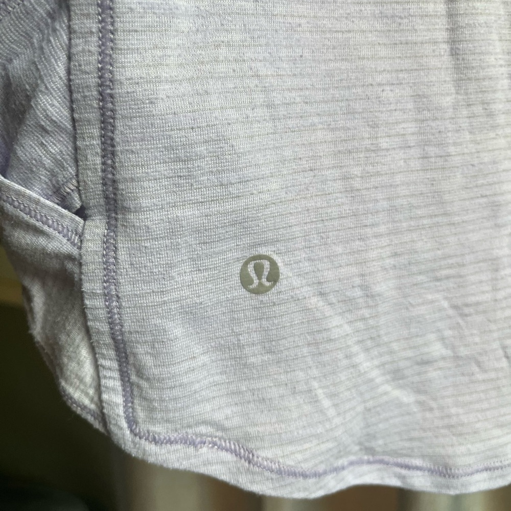 lululemon athletica women’s  light purple muscle shirt